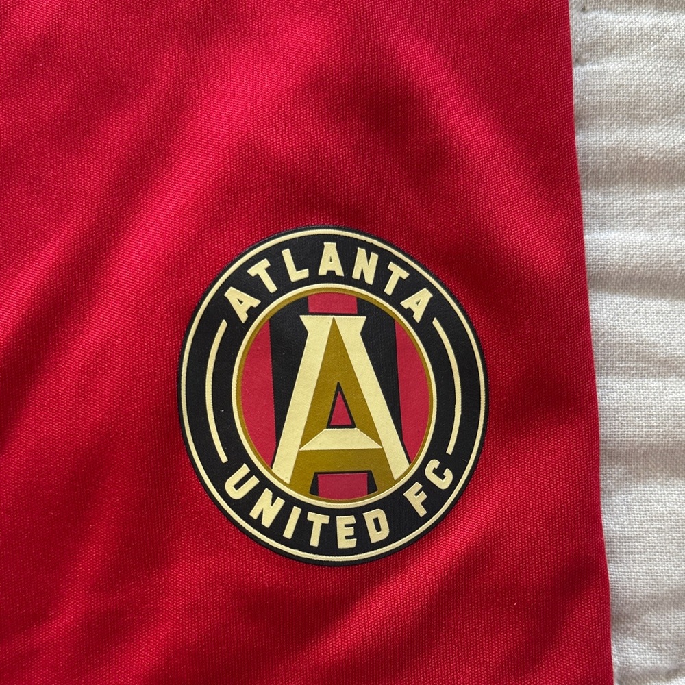 Kids Red Jersey - Picture 2 of 5